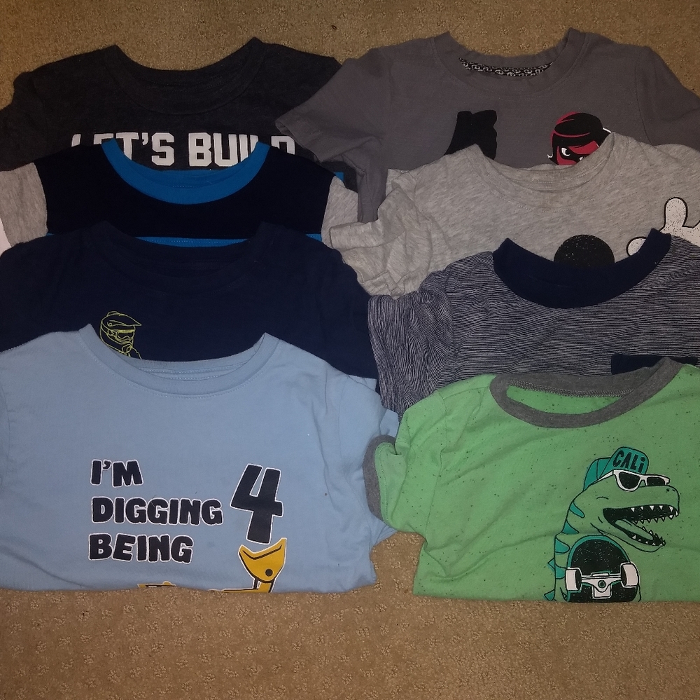 Lot of Boys 4T short sleeve t-shirts (8 total)